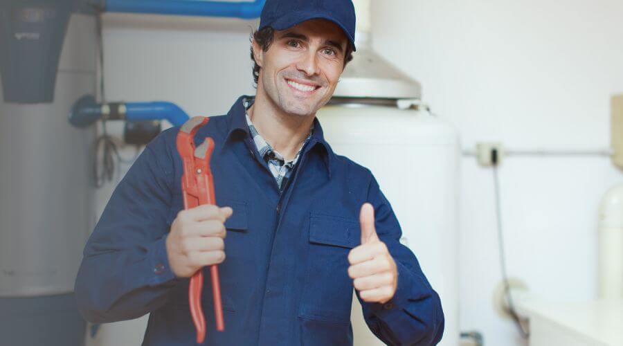 Professional water heater repair in Easton, IL